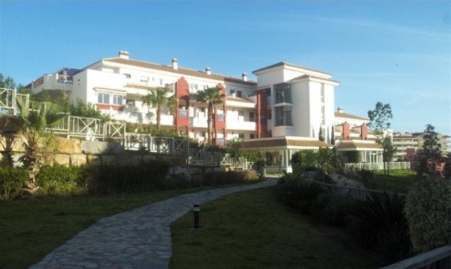 2 Bed Apartment for sale in Mijas Costa - 2