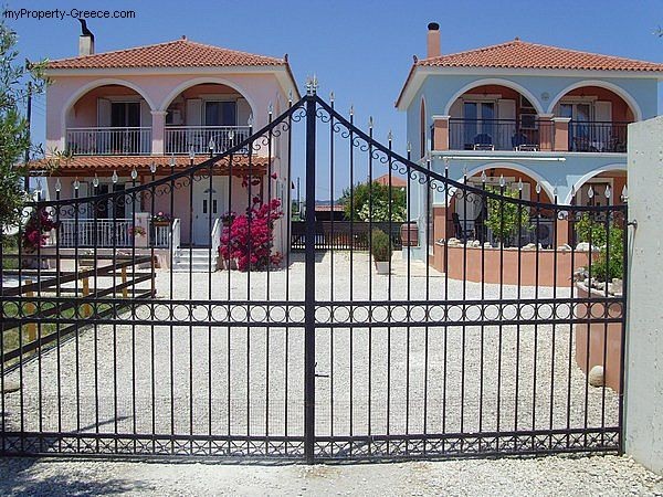 Two villas on Zakynthos for the price..