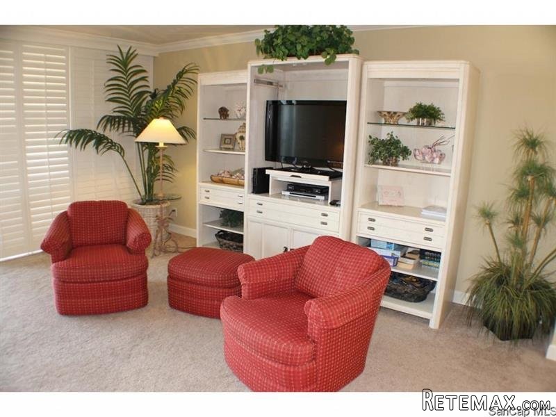 2 bedroom Condominium For Sale:.. - 2