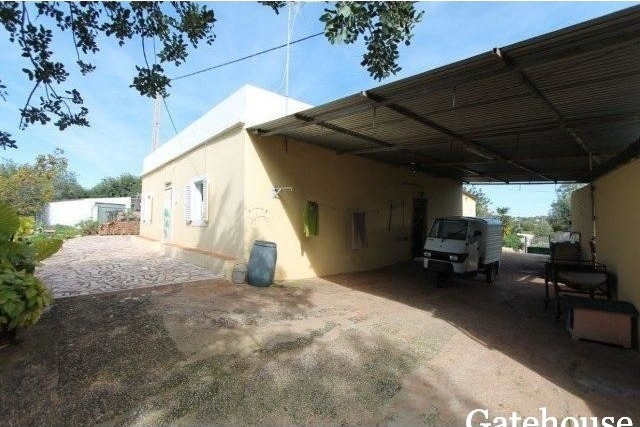 Algarve Property With Large Plot In.. - 2
