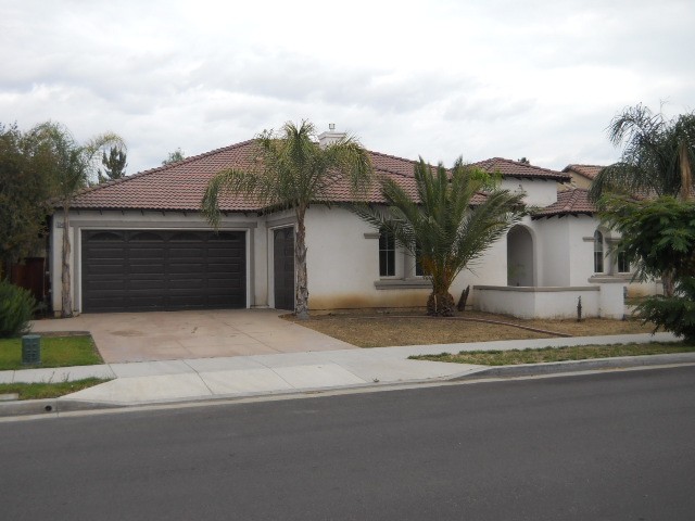 32495 Spun Cotton Dr Winchester, CA..