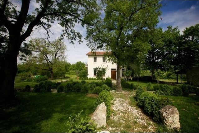 *villa In Frensh Countryside* Cezan -..