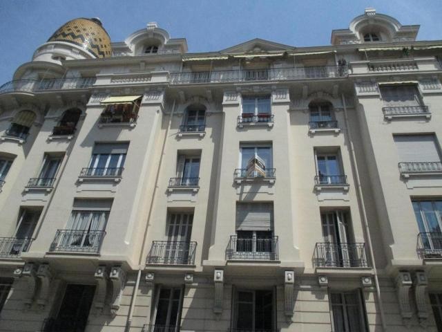 Bright and Luxurious three bed in..