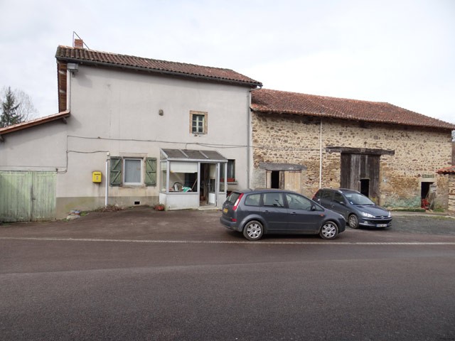South Haute-Vienne : Village House To..
