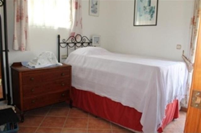 Detached Villa in Lo Crispin - 2