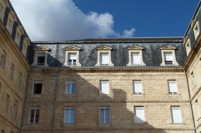 4 bedroom Flat For Sale: 33000 BORDEAUX