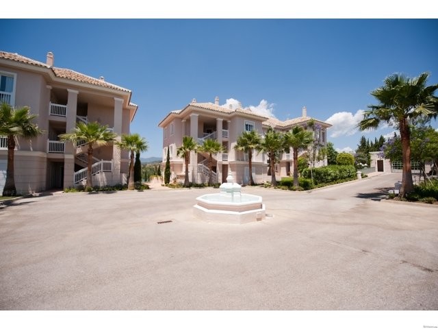 APARTMENT FOR SALE IN LOS FLAMINGOS GOLF - 2