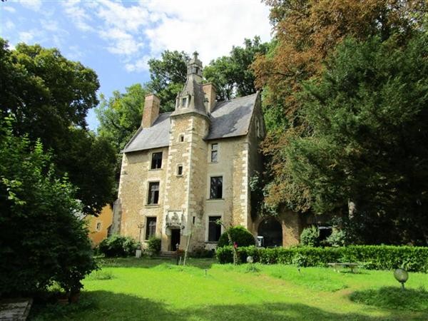 400 Year Old 10 Bedroom Renaissance..