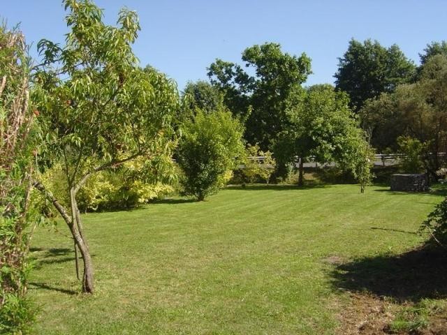 Nice House in a Nice Garden Plot - 2