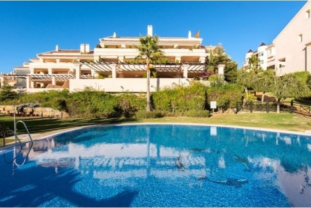 Majestic Corner Penthouse with Golf &..