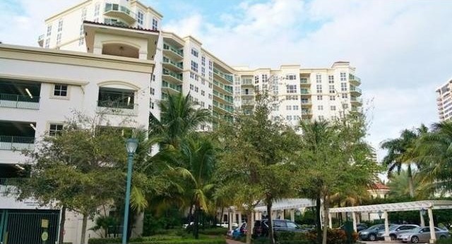 2 bedroom Flat For Sale: 19900 E.. - 2