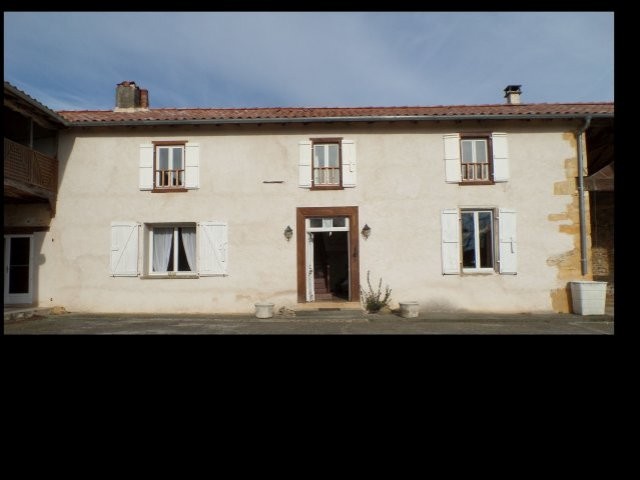 Village House with Lovely Mountain View - 2