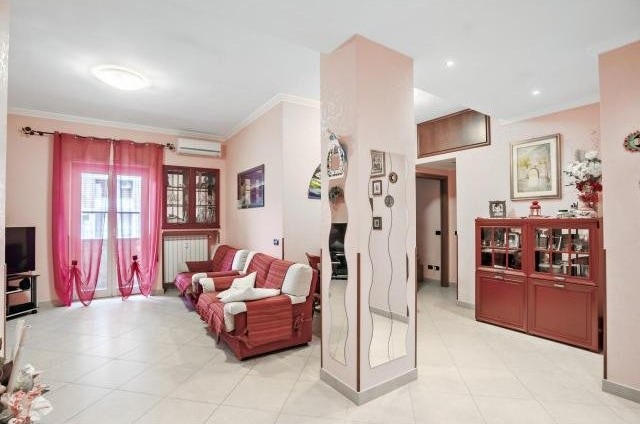 1 Bedroom - Apartment - For Sale - 2
