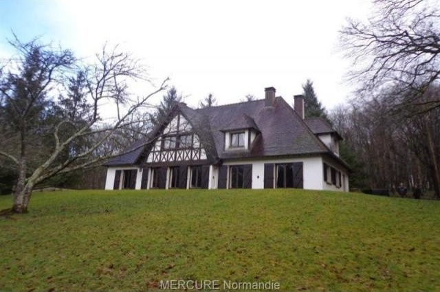 6 bedroom House For Sale: 27150..