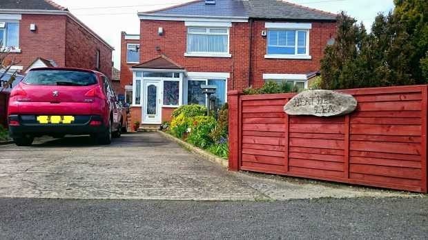 2 bedroom, Semi-detached House house..