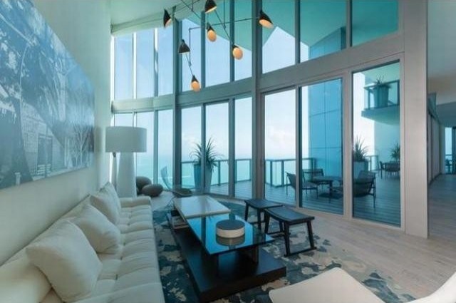 5 bedroom Flat For Sale: 17001 COLLINS.. - 2
