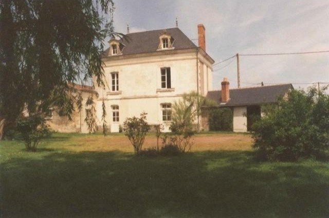 4 bedroom House For Sale: 86200 SECTEUR..