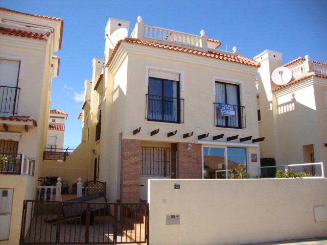 3 Bed Villa
