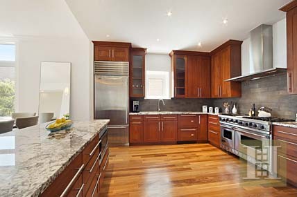 3 bedroom Apartment For Sale: 3220.. - 2