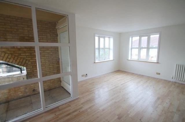1 bed flat to rent - 2