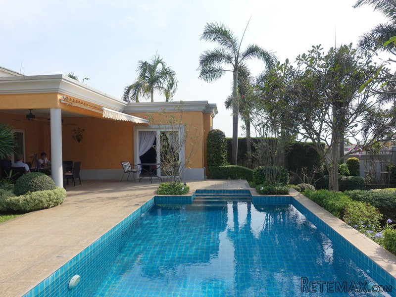 5 plus bedroom pool estate at Siam..