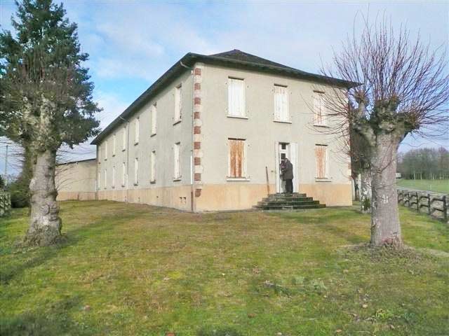 Former Textile Factory With A Building.. - 2