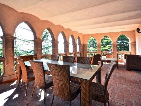 Apartment In Castle With Magnificent..