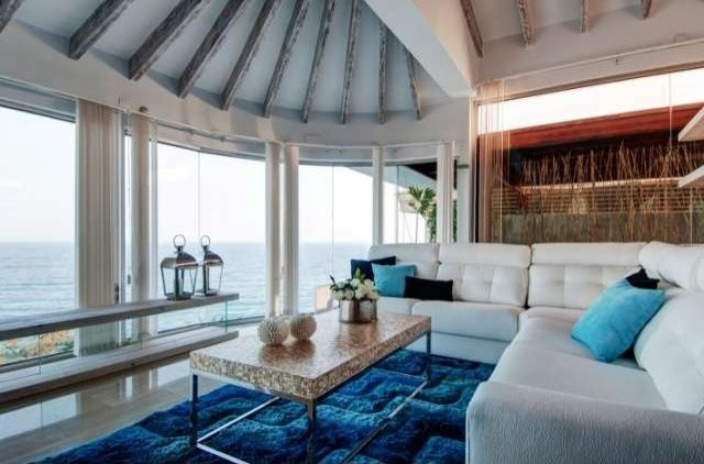 INCREDIBLE Luxury Villa - 2