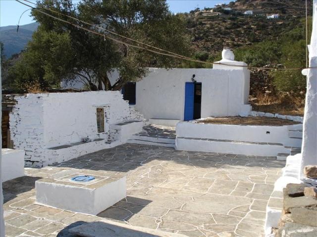 B126 - Traditional island property in.. - 2