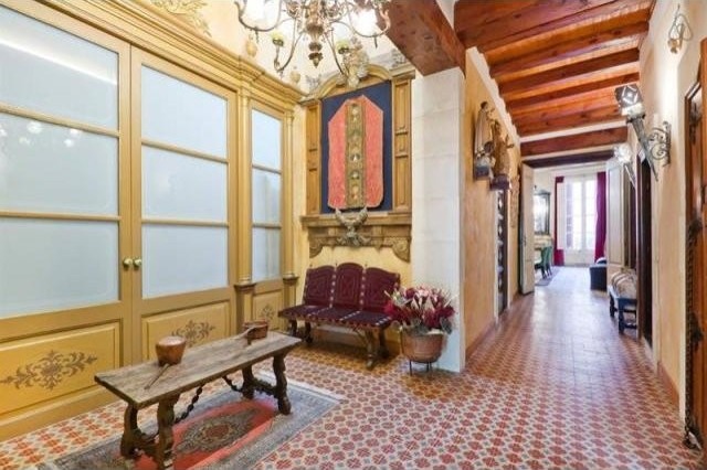 4 bedroom Cottage For Sale: LLEIDA.. - 2