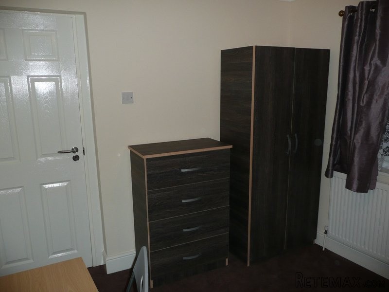 Single room, Zone 3, Blackhorse rd - 2