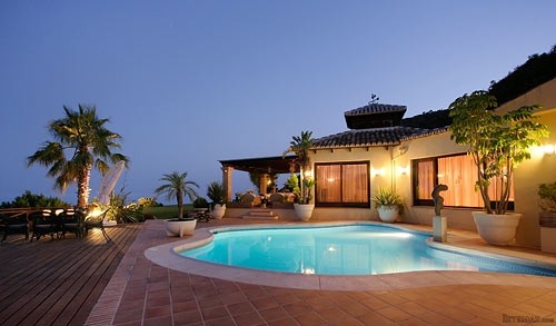 Villa for sale in Benahavis, Malaga..