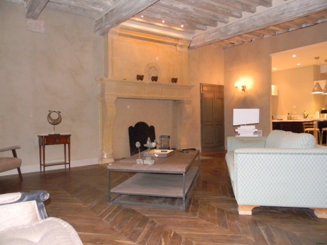 Beautifully Restored Apartment And.. - 2