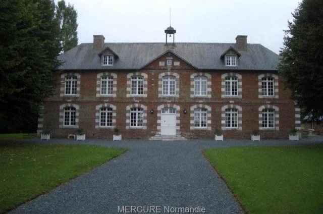 5 bedroom Castle For Sale: 27350 EURE