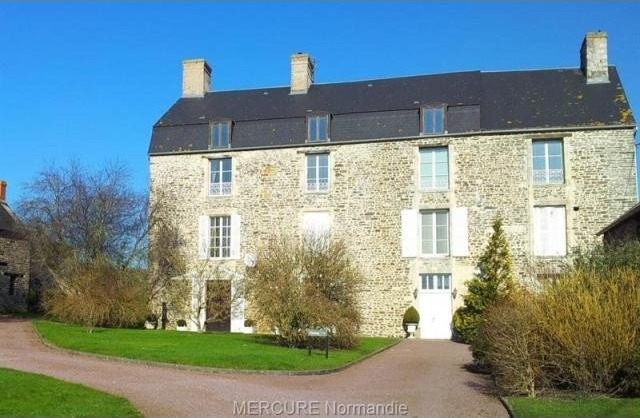 4 bedroom Manor House For Sale: 14220.. - 2