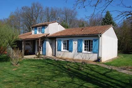 Modern property with good-sized garden