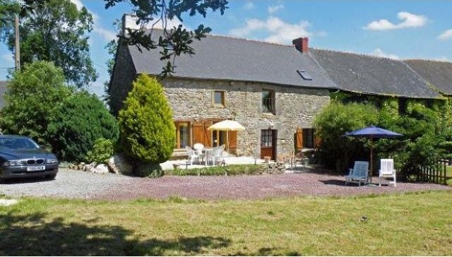 Country House With Garage