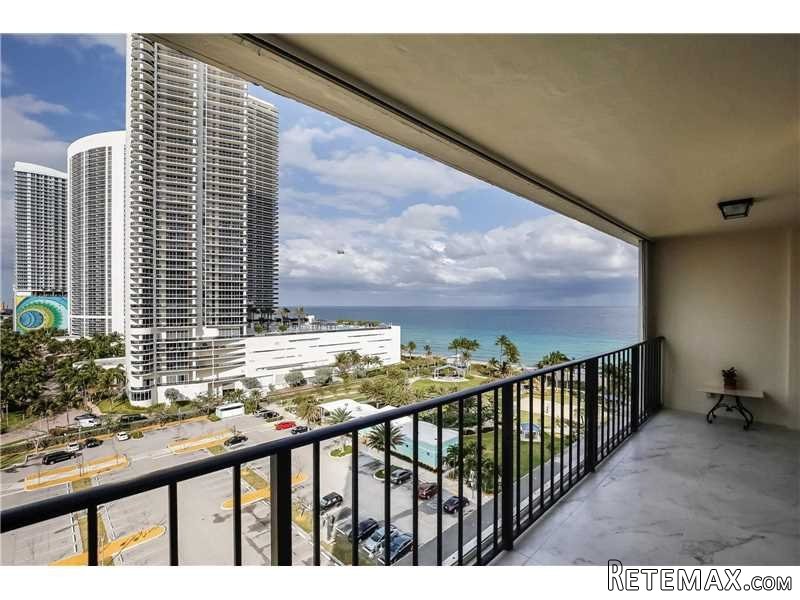 3 bedroom Flat For Sale: Hallandale.. - 2