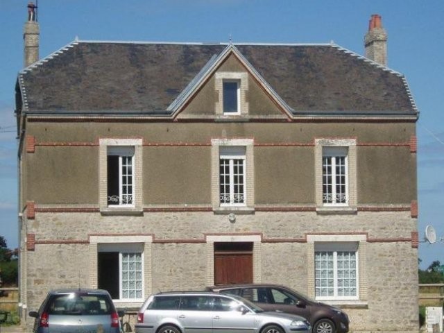 Maison / Villa For Sale