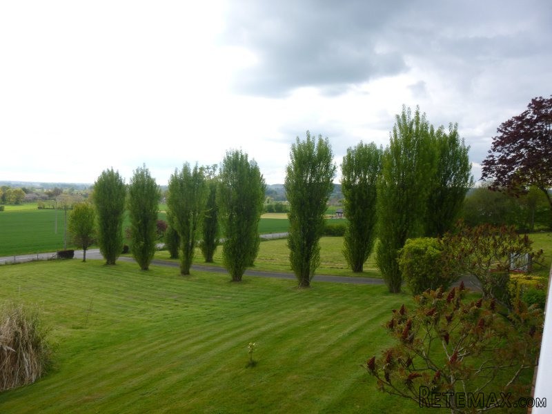 Detached House with Open County View - 2