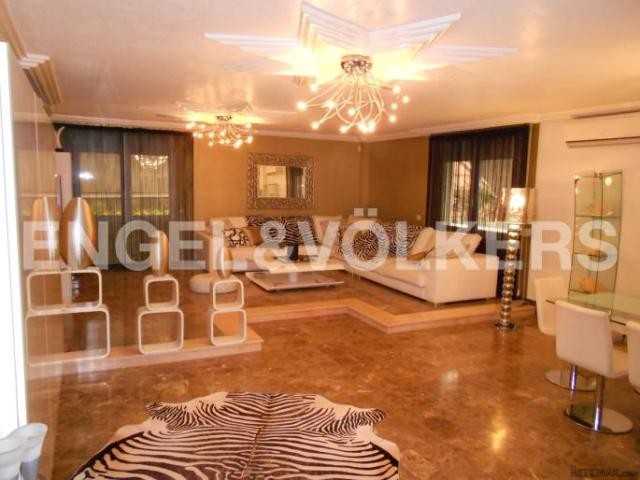 LUXURY VILLA IN MIL PALMERAS - 2