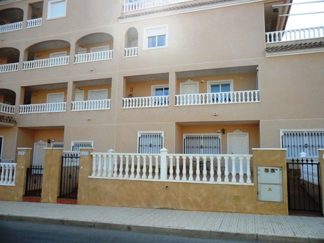 Ground Floor 2 bedroom apartment