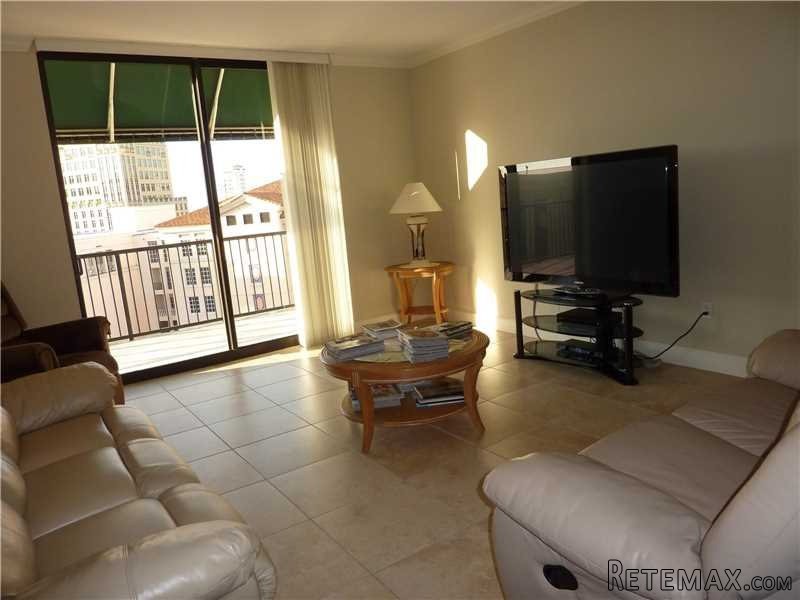 3 bedroom Flat For Sale: 55 Merrick Way.. - 2