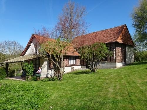 3 Bedroom Farm House For Sale