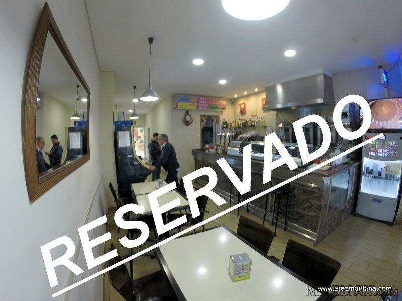 Commercial premise for sale in Port..