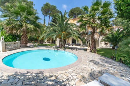 Lovely separate appartment with large..