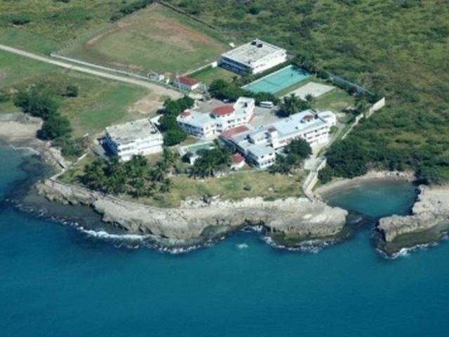 Hotel - Treasure Beach - For Sale