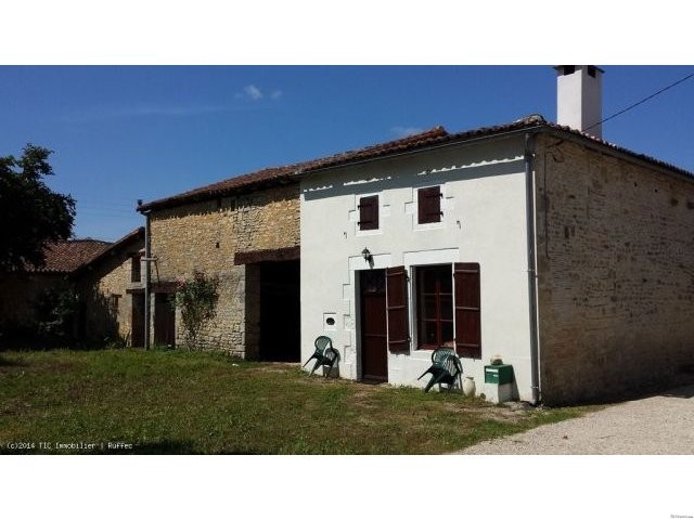 2 Bedroom Country Cottage With Barn - 2