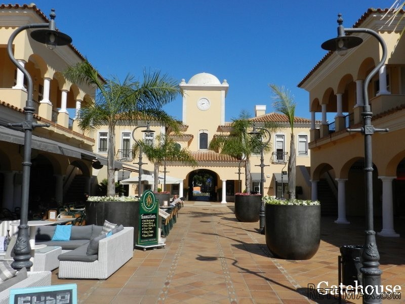 Quinta Shopping Plaza Algarve 2 Bed..