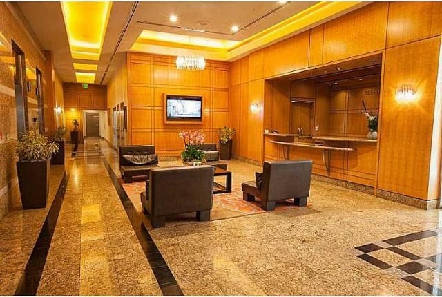 2 bedroom Flat For Sale: 185 SE 14 TE #.. - 2